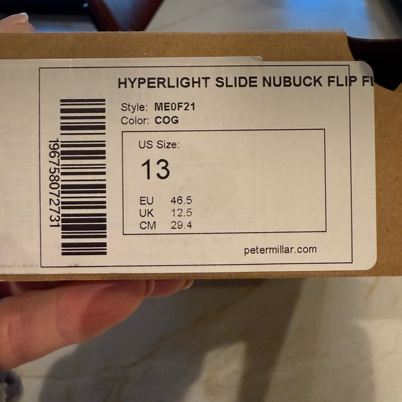 NEW in box - PETER MILLAR men's Hyperlight Slide Nubuck Flip Flop - Picture 2 of 11